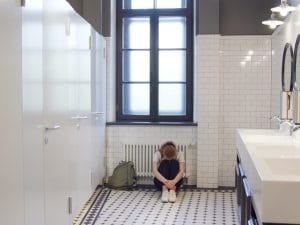 “Se non ce la danno lo facciamo con la forza”: la poesia del