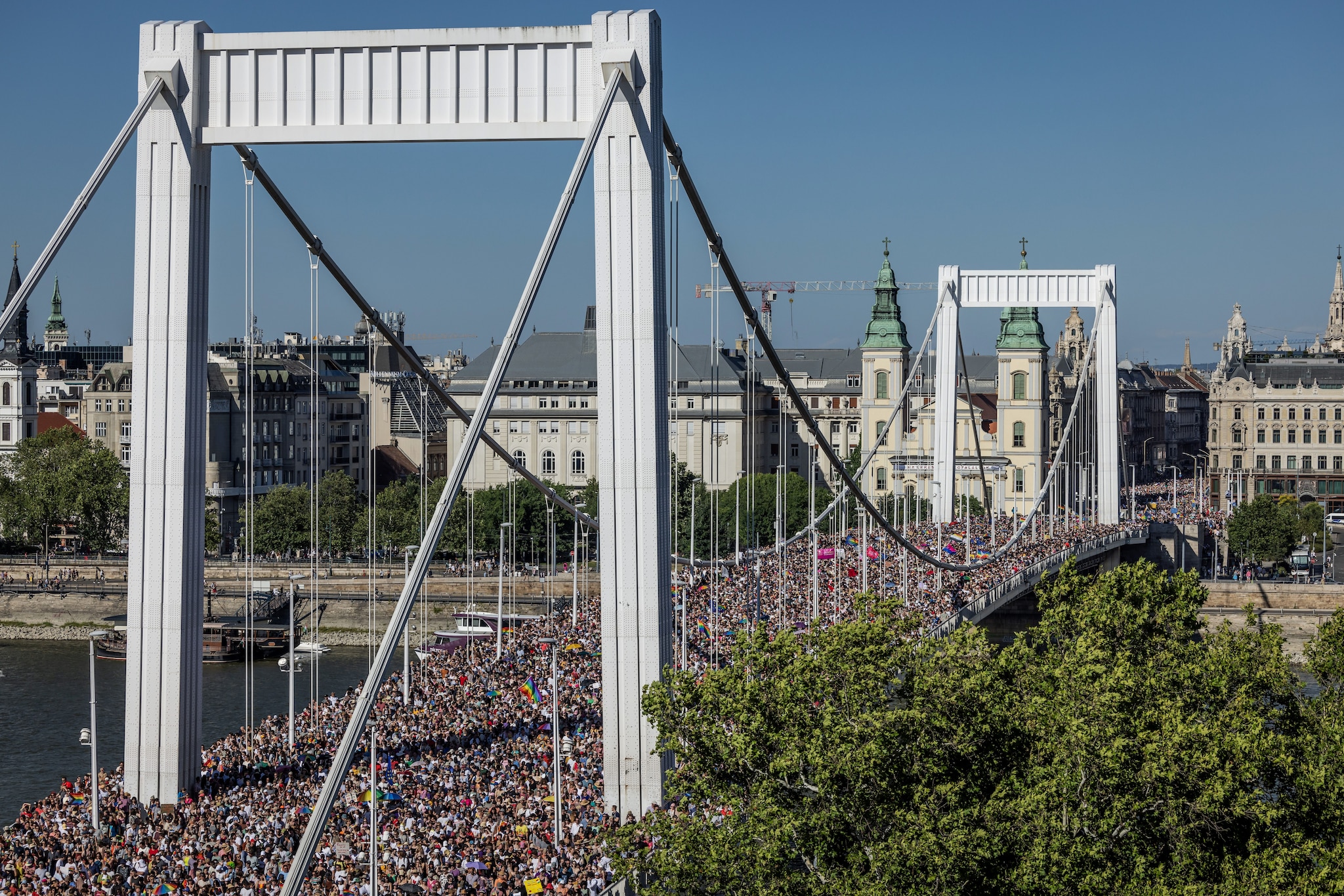 Il Budapest Pride 2026 si farà, gli organizzatori a Fanpage.it: "Segnali di cambiamento, ma restiamo cauti"