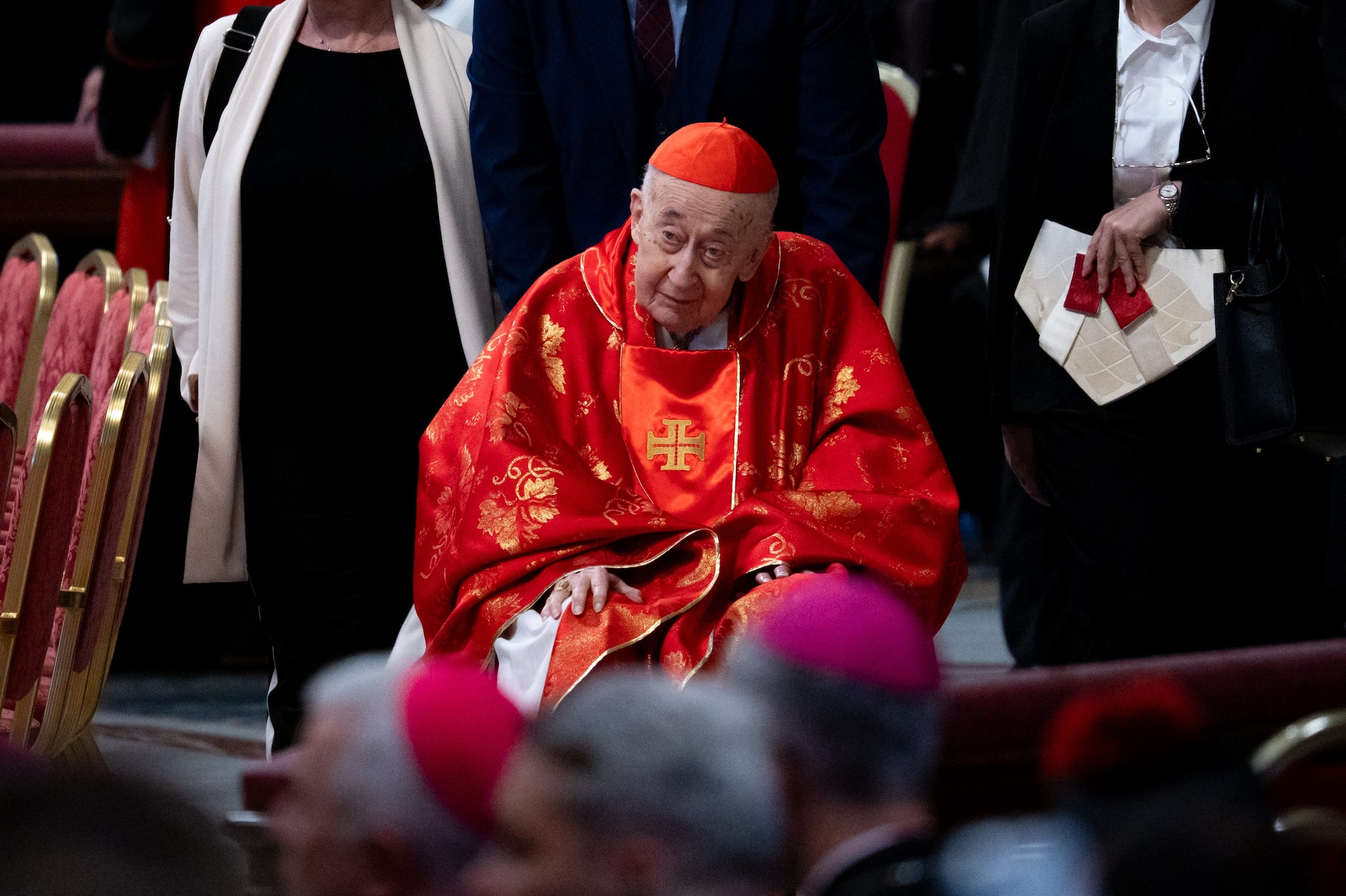 È morto il cardinale Camillo Ruini, ex vicario del pontefice e storico presidente della Cei: aveva 95 anni