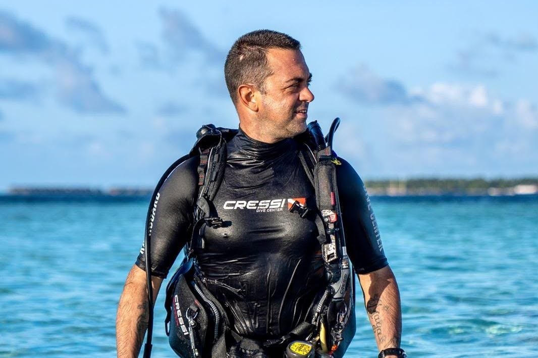 Maldive, il racconto del sub che ha recuperato Gianluca Benedetti: “Era un amico, speravo di non trovarlo”