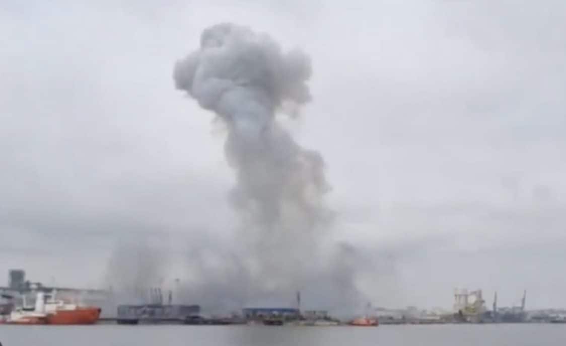Drone navale esplode nel porto di Costanza, in Romania: "Diretta conseguenza della guerra Russia-Ucraina"