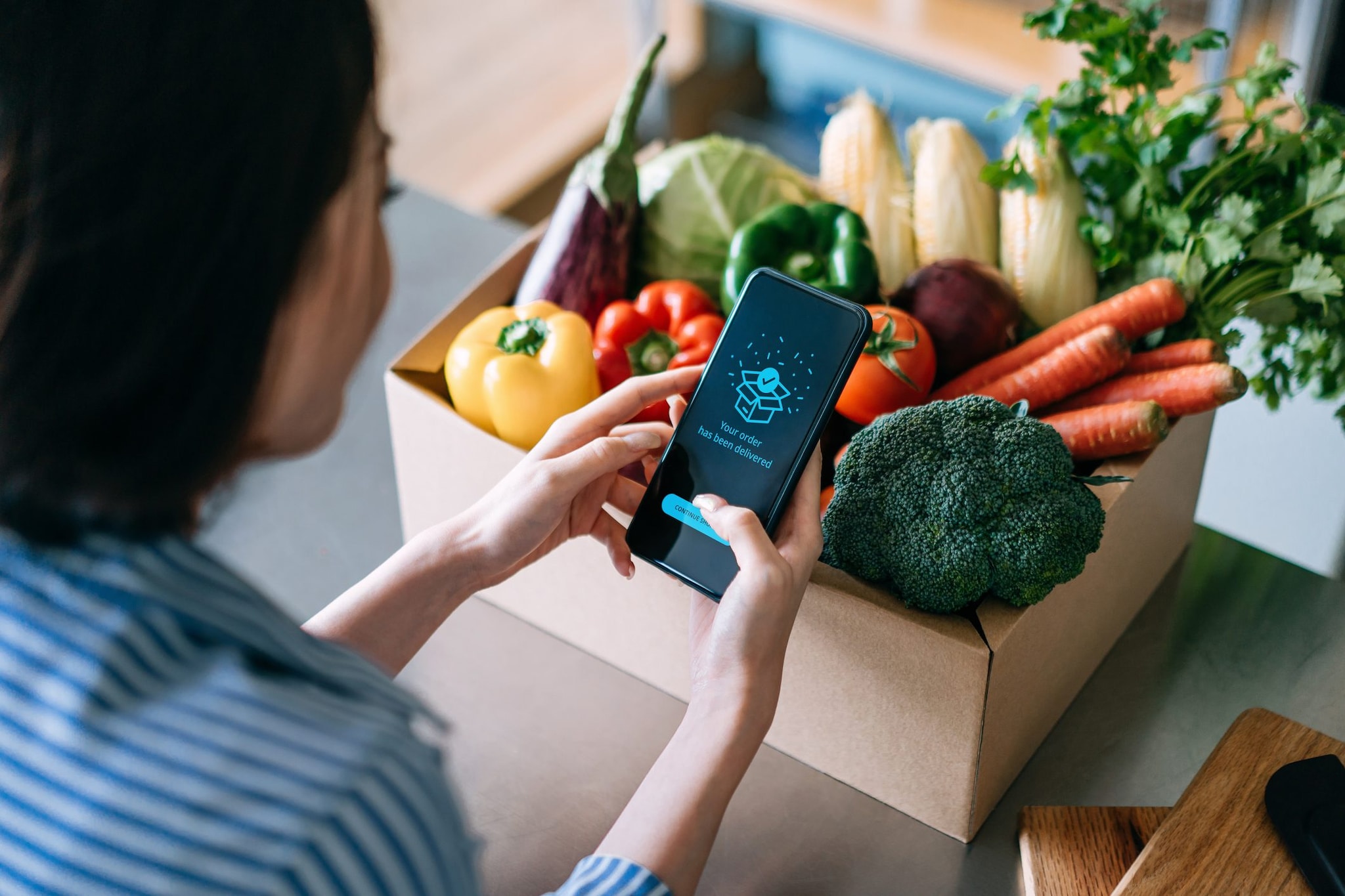 Estate e alimentazione: aumenta frutta e verdura ed è boom di delivery