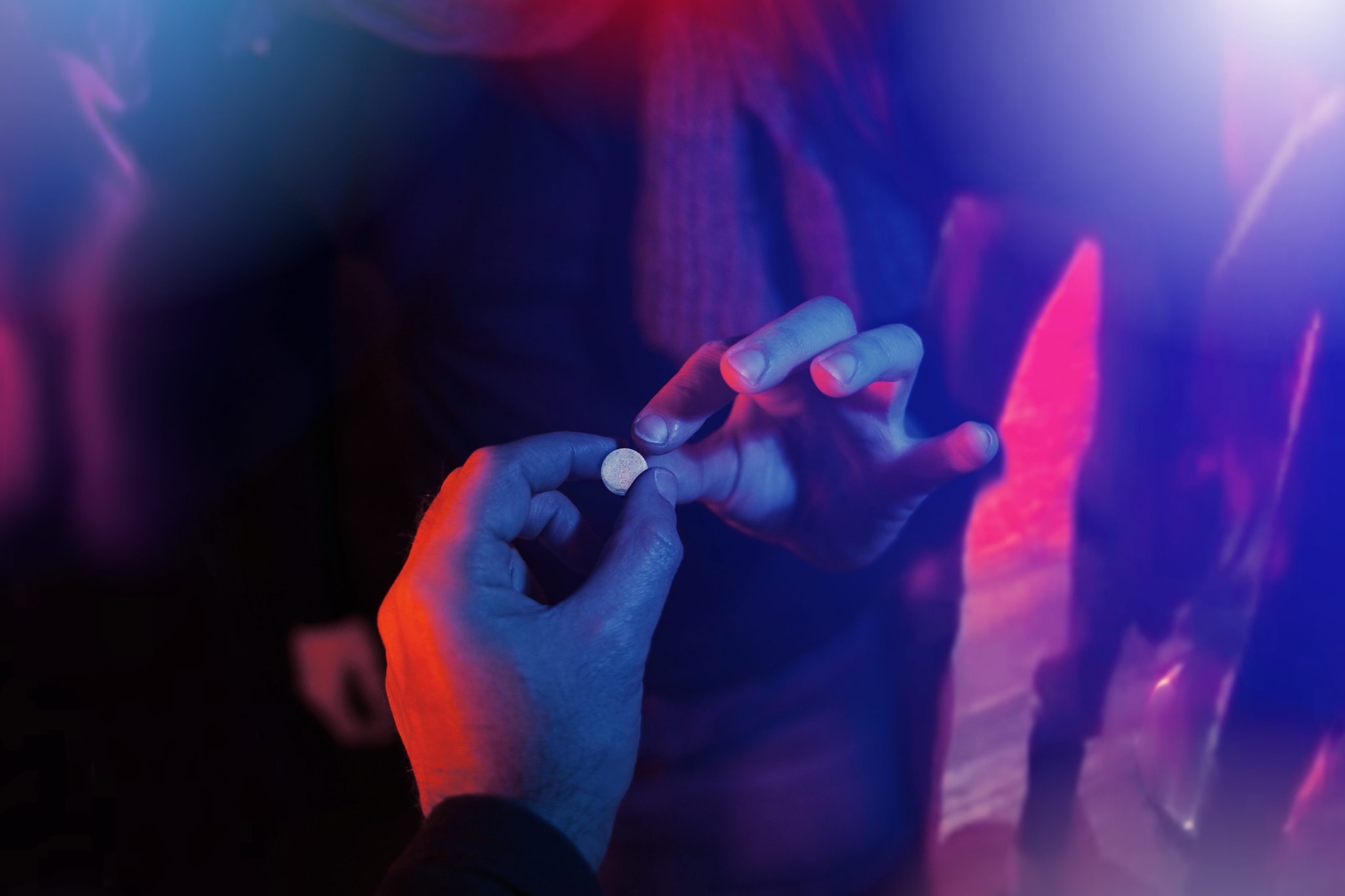 Chemsex, a Scanner Live l'inchiesta di Fanpage.it sul mondo che unisce sesso e droga