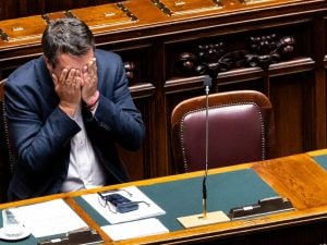 Il ponte, le banche, Vannacci: l’unico elenco che 