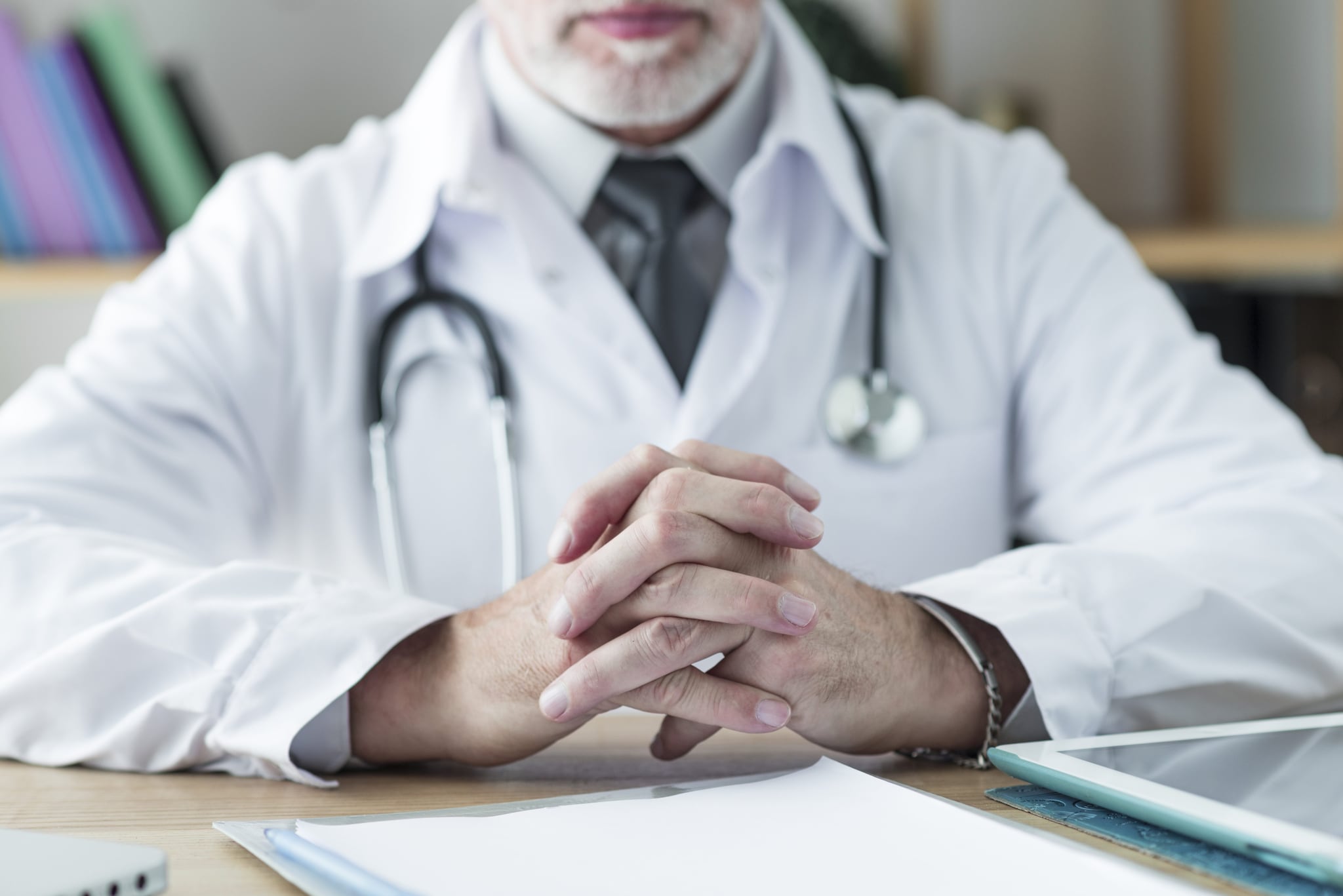Case di comunità, medici di base attivi 6 ore alla settimana: l'accordo con le Regioni per salvare il Pnrr