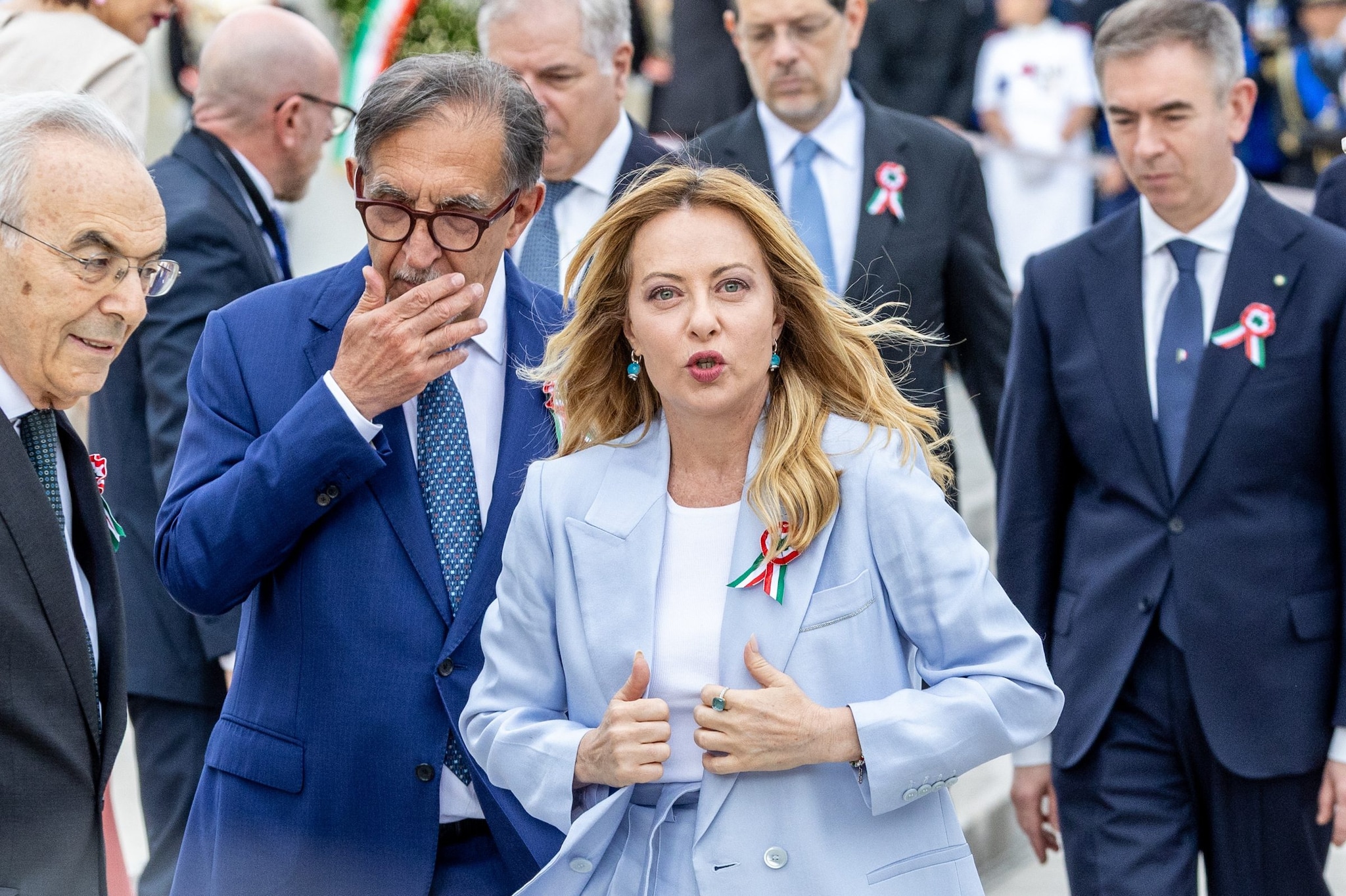 Governo, Meloni in un video rivendica ok a flessibilità Ue per l'energia: "Spenderemo 14 mld". Centrodestra stoppa legge su fine vita: news in diretta