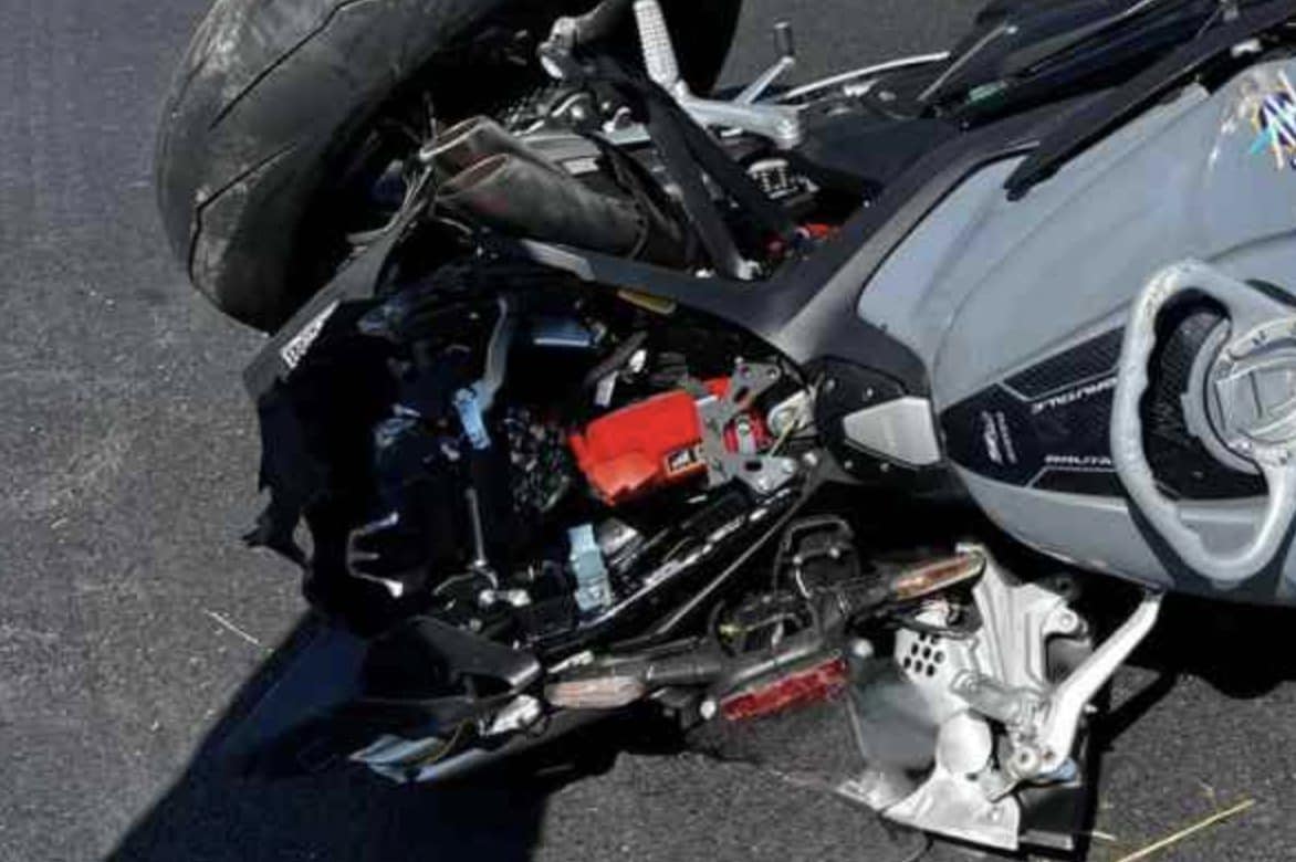 Messina, Giulia investita e uccisa a 15 anni da una moto, arrestato 20enne alla guida: “Stava impennando”