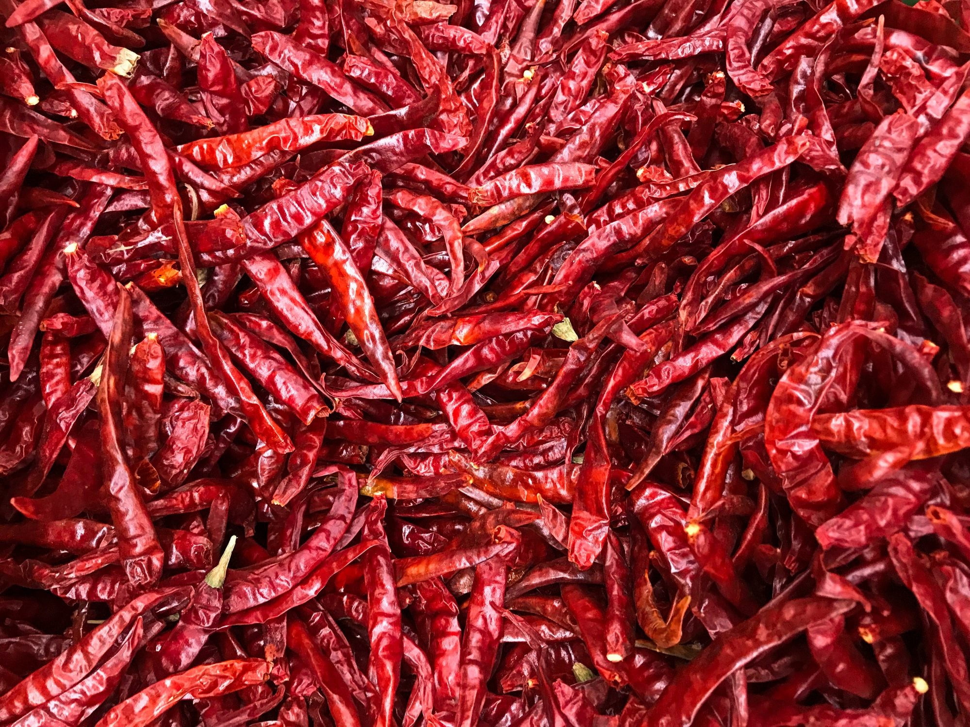Peperoncino ritirato dai supermercati per pesticidi oltre i limiti: l'allerta del Ministero della Salute