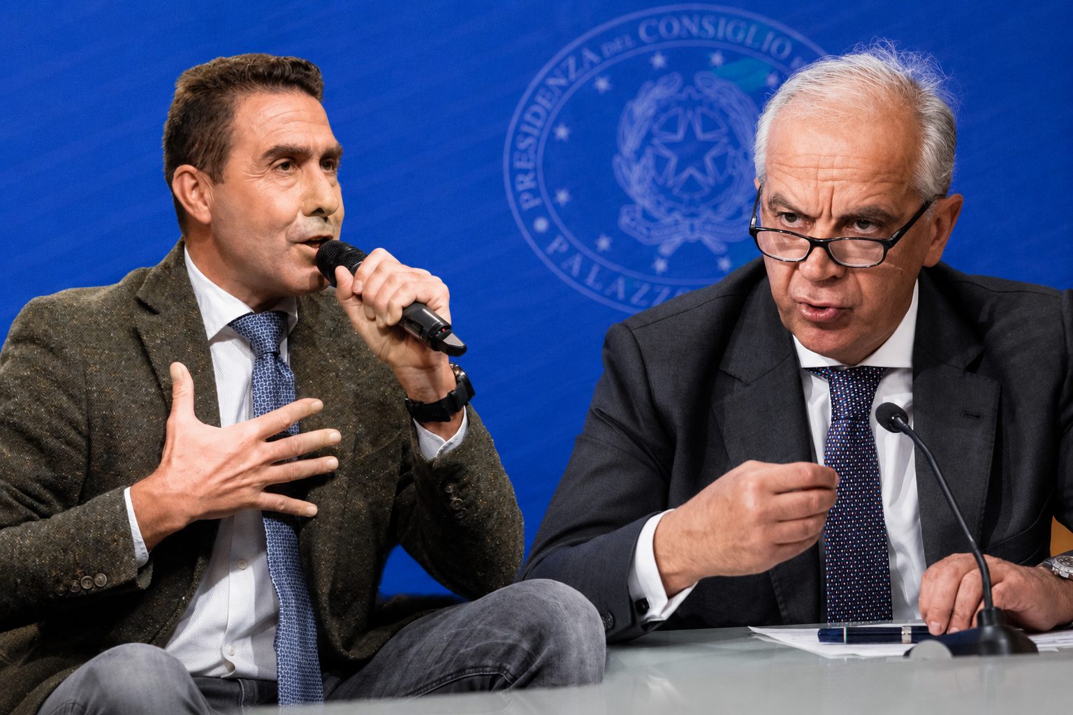 Piantedosi smonta Vannacci sulla remigrazione: "Solo chiacchiere"