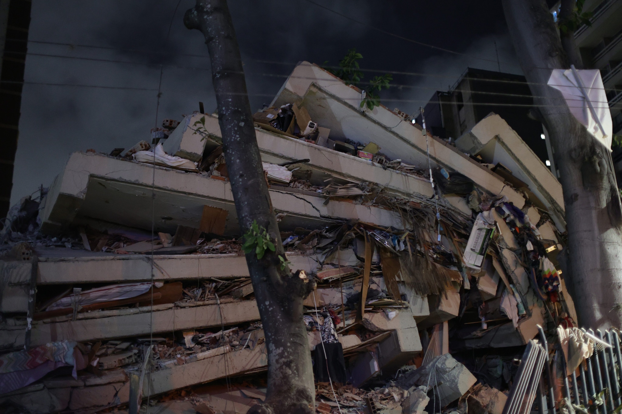 Terremoto Venezuela, i morti salgono a 1.430: le persone disperse sono 68.900, ci sono anche molti italiani