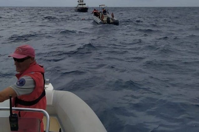 Entra in mare a San Benedetto e scompare: il disperso è un nuotatore, ricerche anche con l'elicottero