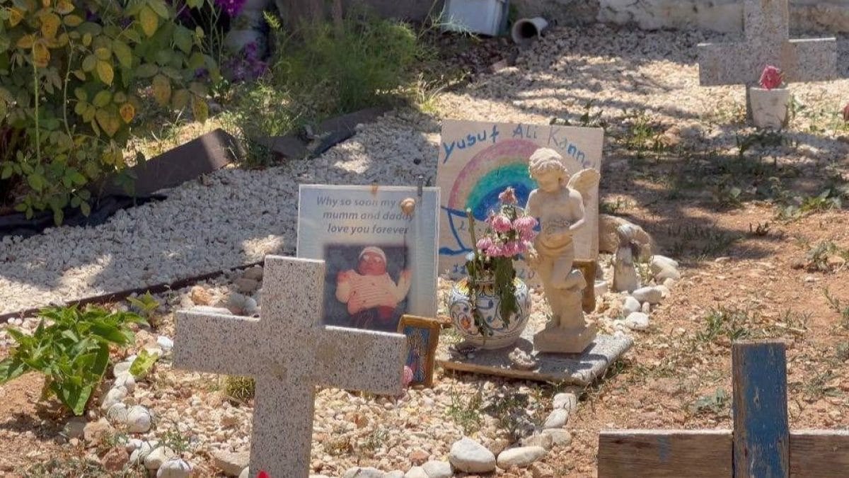 Cimitero di Lampedusa, foto di Lidia Ginestra Giuffrida