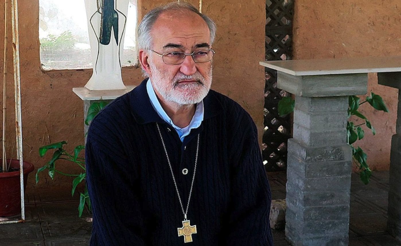 Il cardinale López Romero accusato di abusi da cinque donne: il porporato spagnolo si autosospende