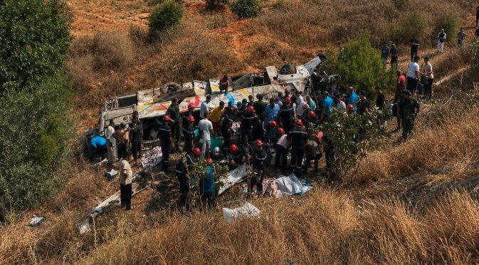 Bus precipita in un dirupo in Algeria: almeno 27 morti, altri 44 feriti
