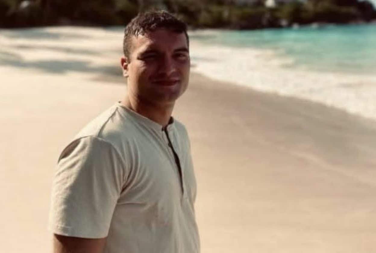 Samuele Spinelli morto dopo un fermo di polizia in Spagna, il cugino: "Era pieno di lividi e graffi"