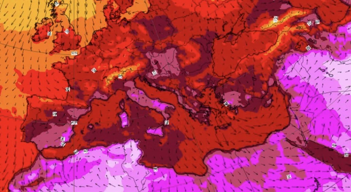 Ondata di calore, picco atteso nei prossimi giorni: venerdì saranno 16 le città da bollino rosso