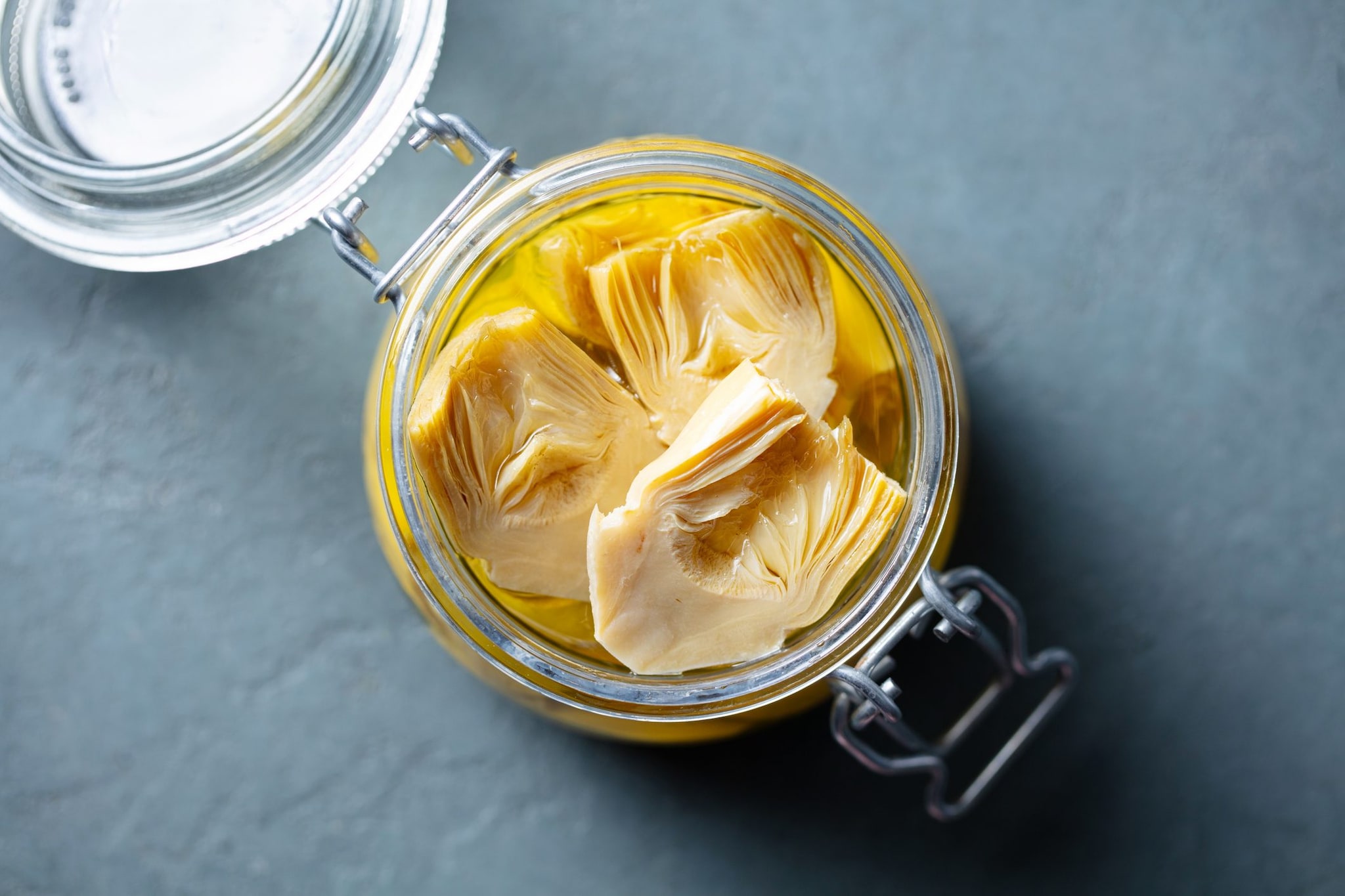 Richiamati Carciofi sott’olio per presenza di pezzi di vetro e Hummus per Salmonella