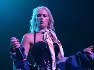 Morta a 37 anni Lauren Bennett, cantante dei LMFAO