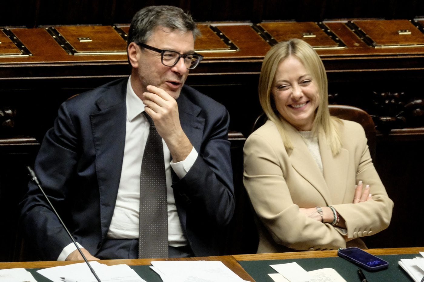 Il popolo ha fame, e il governo gli dà in pasto i maranza
