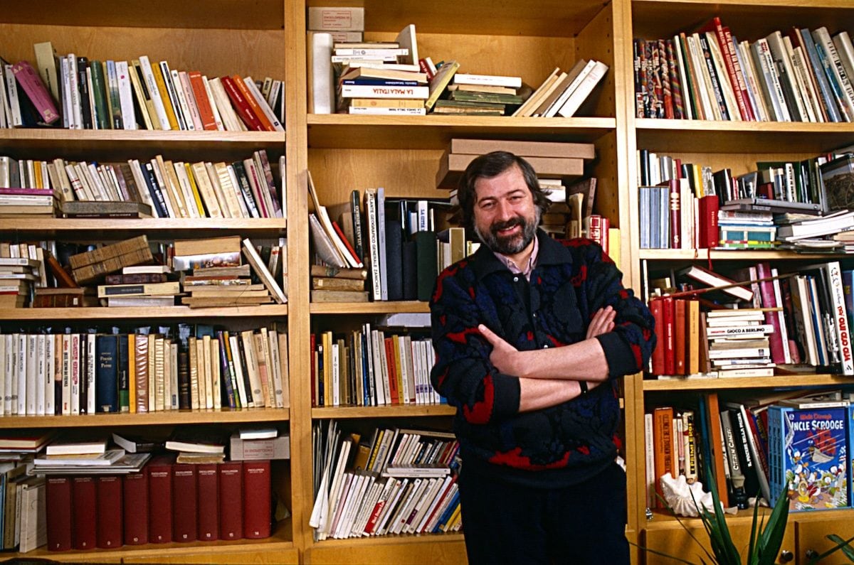 Francesco Guccini sempre in classifica: il nuovo libro, Calde le pere, scala Amazon grazie ai pre-order