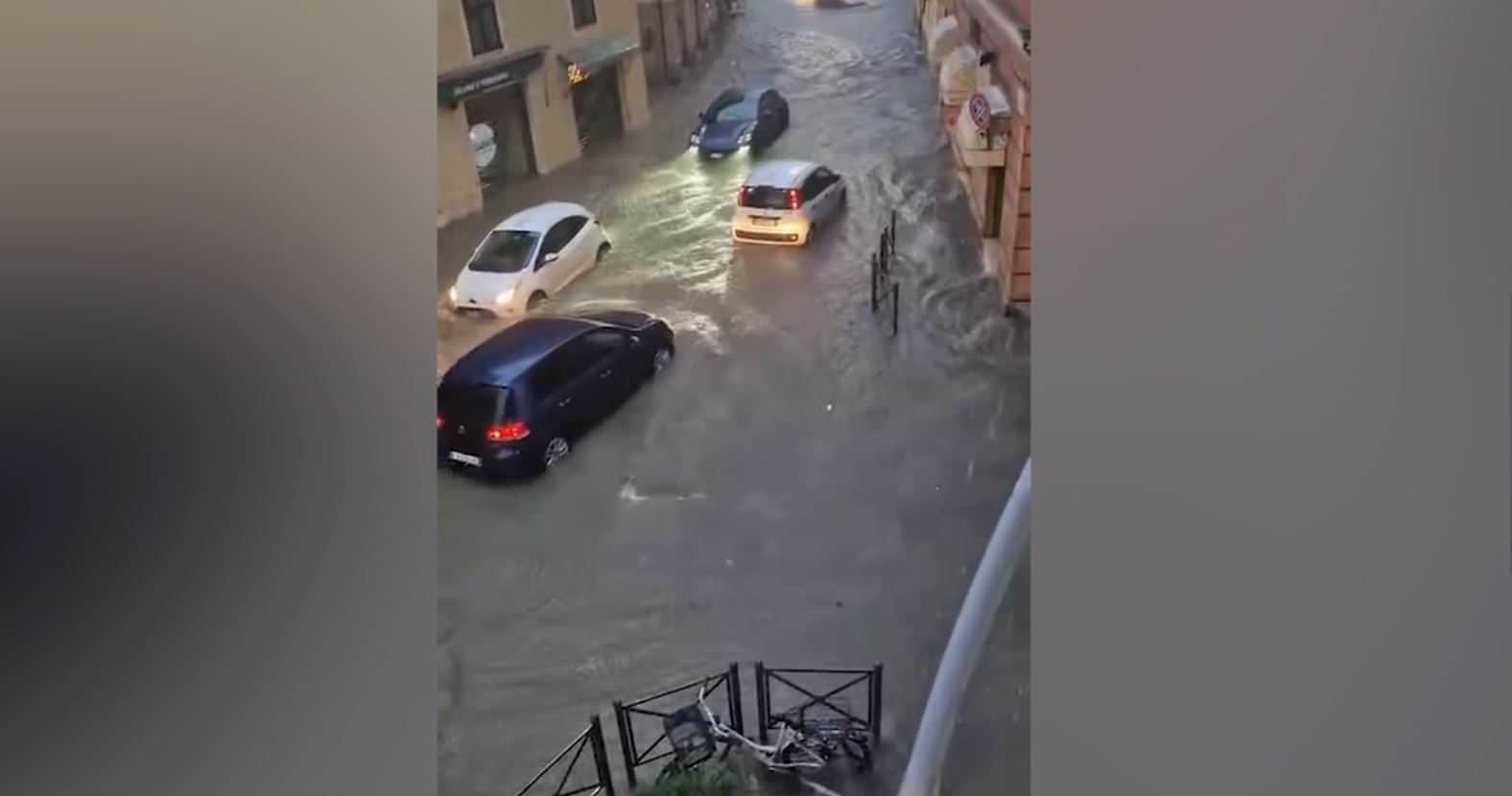 Il nord nella morsa del maltempo: allagamenti e danni in Liguria, smottamenti ed evacuazioni in Alto Adige