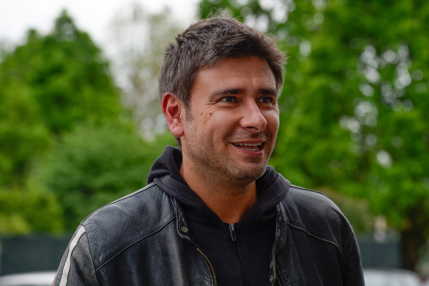 Alessandro Di Battista è vigile e rientrerà in Italia su un volo sanitario privato