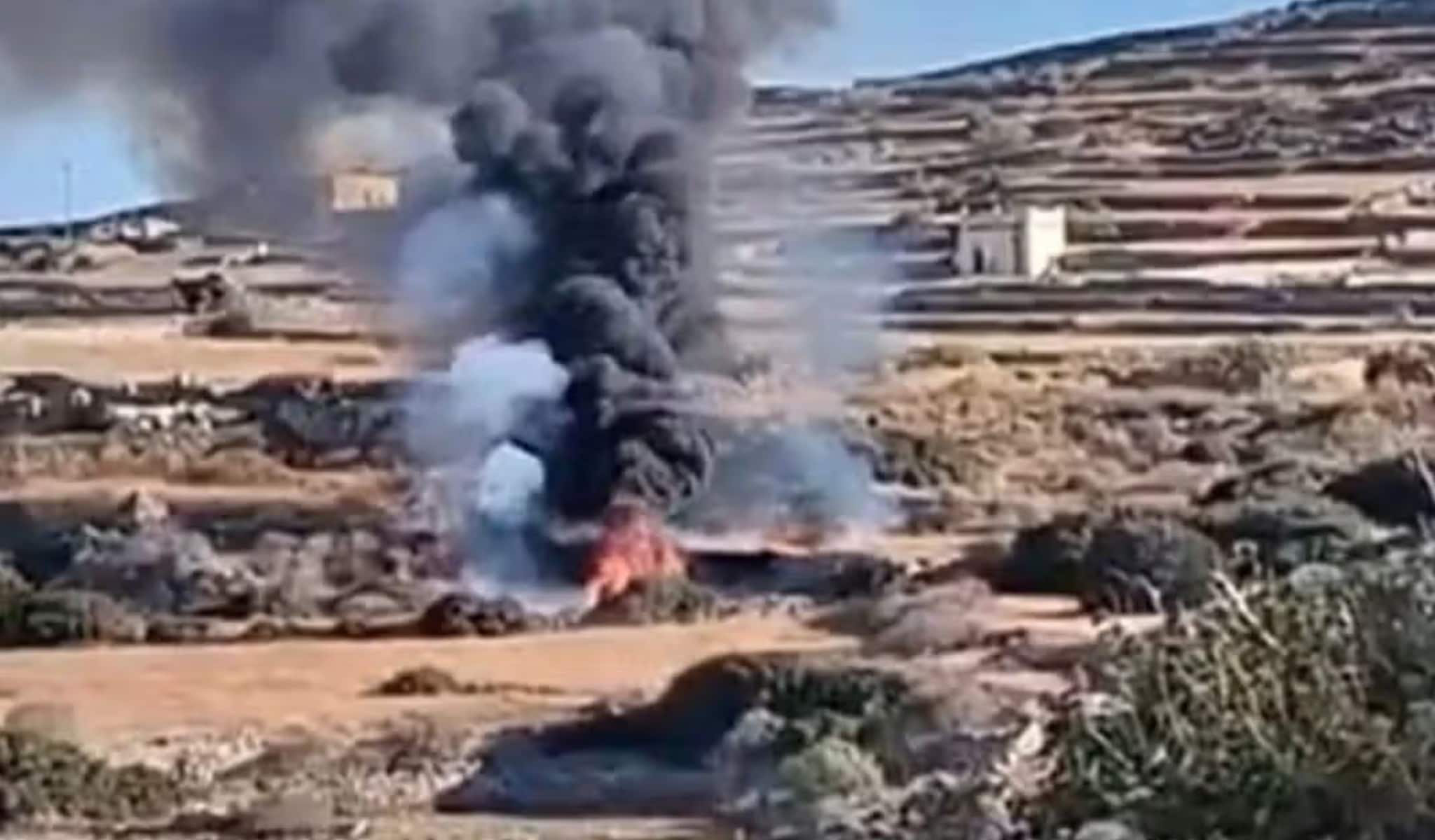 Elicottero precipita a Sifnos, tre morti: tra le vittime forse una coppia in viaggio di nozze