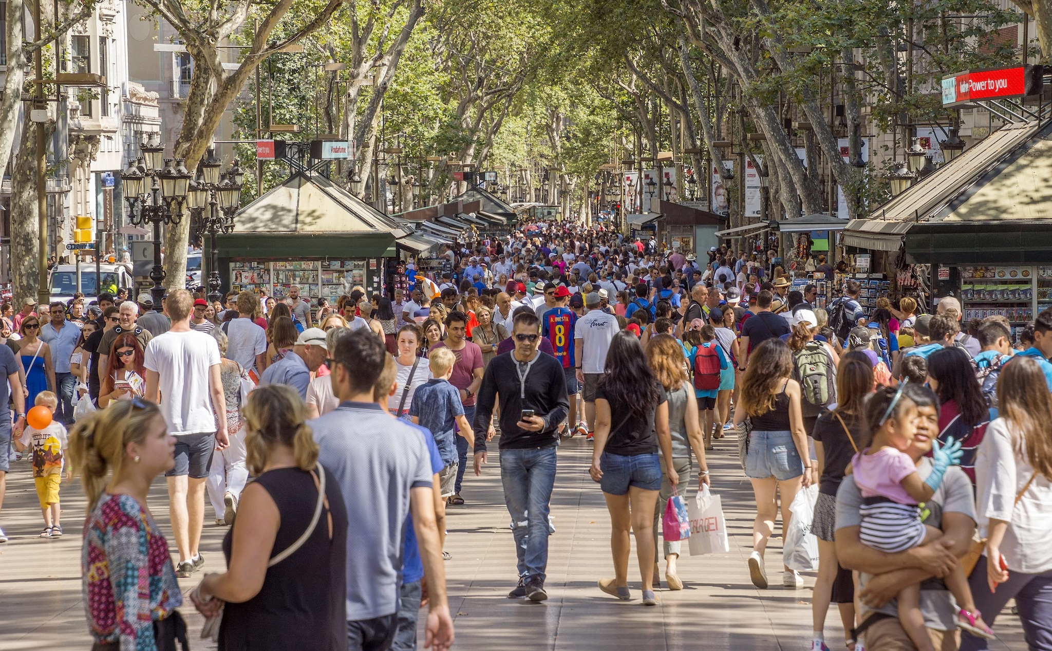 Un’italiana a Barcellona: “Sono venuta per i miei figli, ma dopo 12 anni ci considerano ancora invasori”