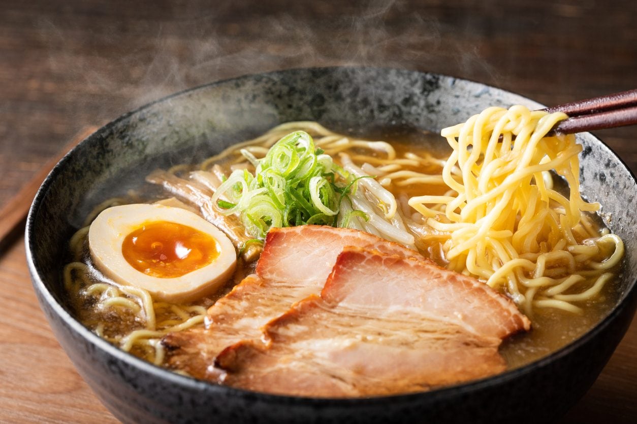 Il Ministero della Salute richiama cinque tipi di ramen: quali sono e i lotti da verificare
