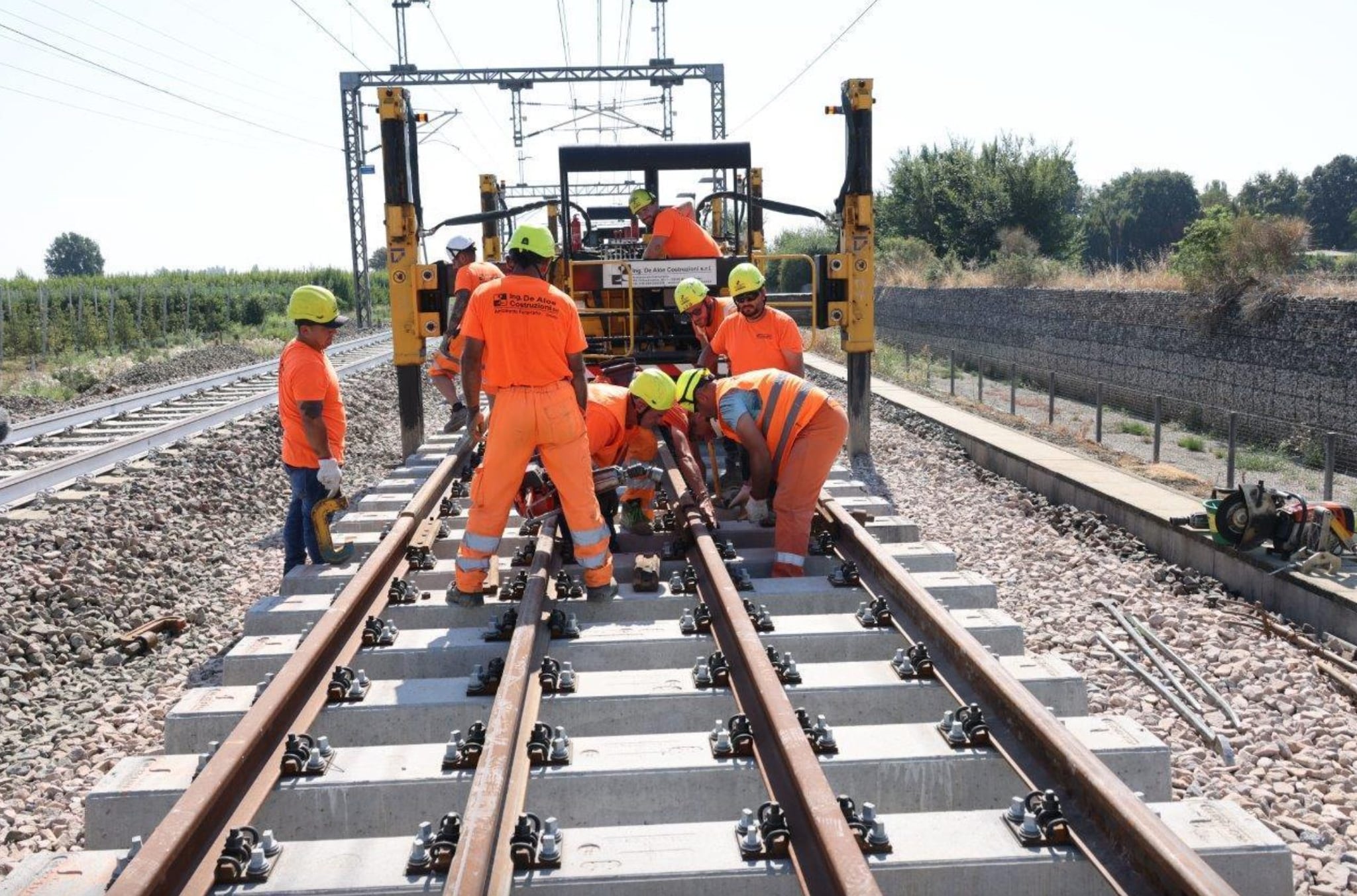 Treni, stop dal 10 al 28 agosto tra Roma e Firenze: le linee coinvolte e quando riprende la circolazione