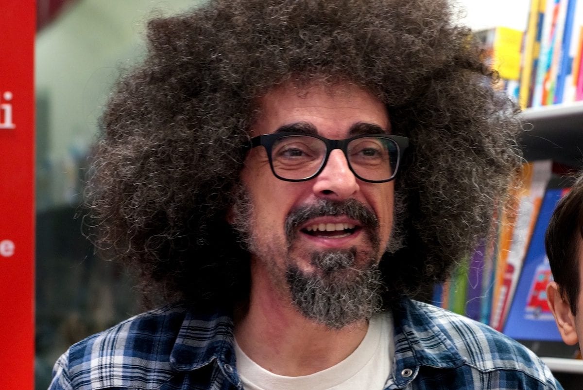 Caparezza saluta 20 mila fan a Caserta: "Non so che fine farò, ma starò bene. Lasciatemi andare"