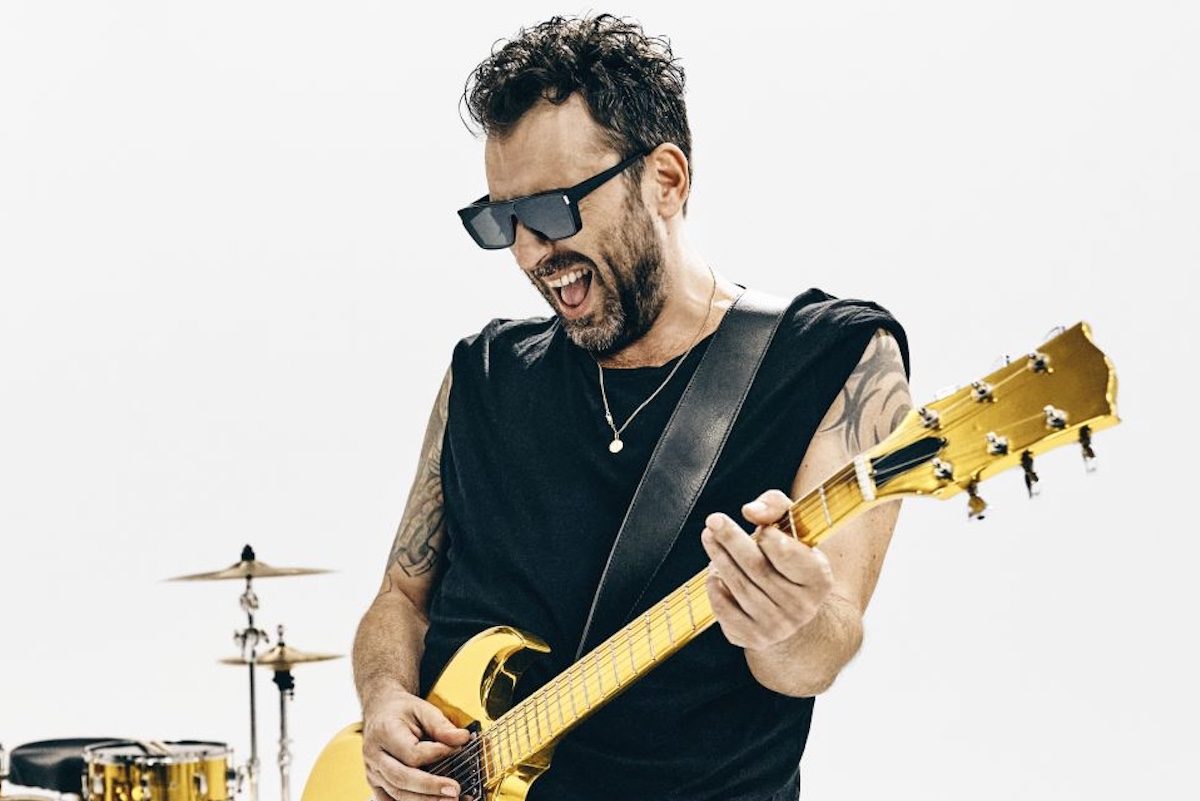 Cesare Cremonini annuncia il nuovo album "Amateur" e il tour: dove, come e quando acquistare i biglietti