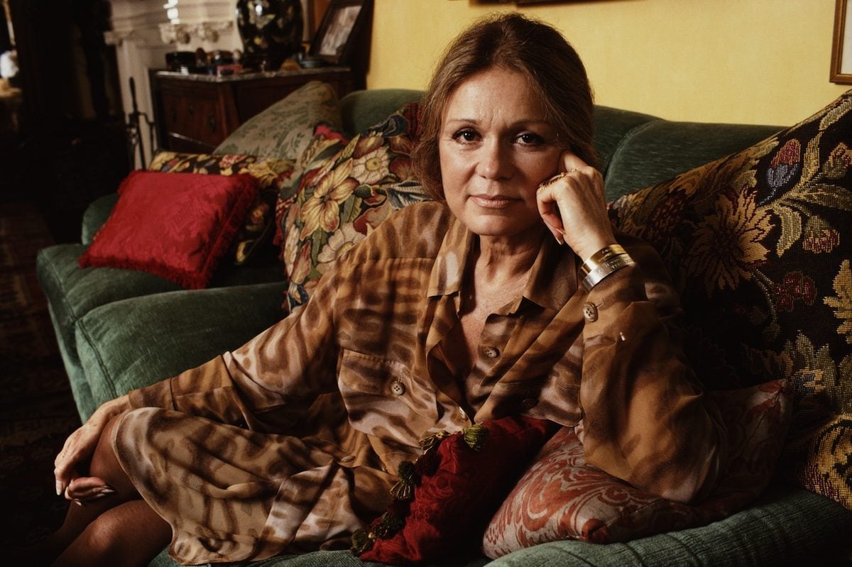È morta Gloria Steinem, aveva 92 anni: icona del femminismo, ha portato la sua battaglia in tutto il mondo