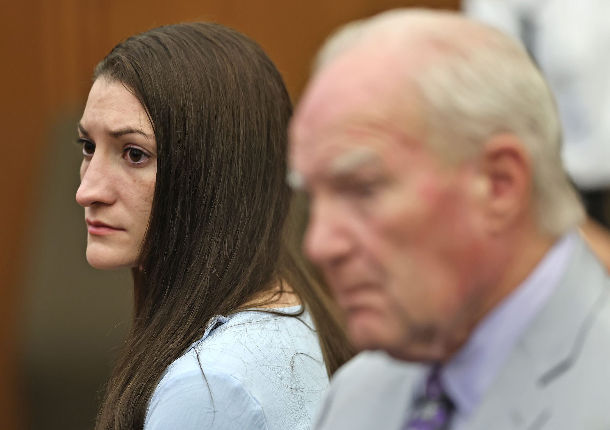 Uccise i figli e tentò il suicidio, il processo a Lindsay Clancy: la giuria divisa sulla psicosi post-partum