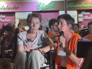 Sfrattata a Madrid l'87enne Maricarmen dopo settant'anni