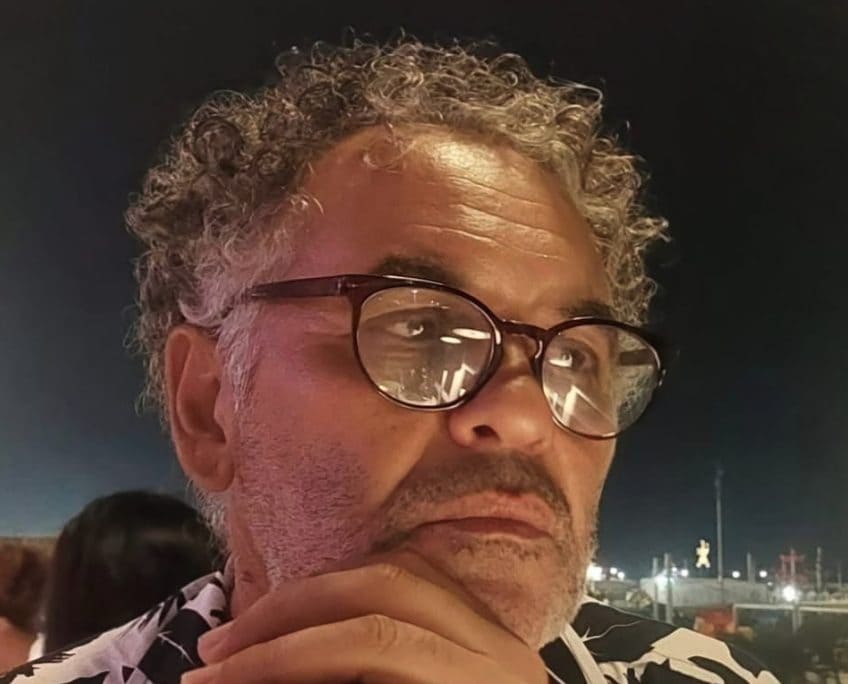 Marano Vicentino, padre ucciso a coltellate dal figlio 15enne durante lite in casa: l'altra figlia dà l'allarme