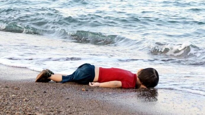 Alan Kurdi oggi avrebbe compiuto 14 anni