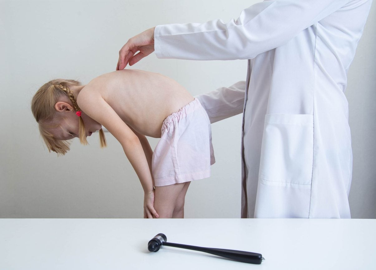 Morta in ospedale ad Ancona la bambina di 3 anni soffocata con l'uva, la famiglia dona gli organi
