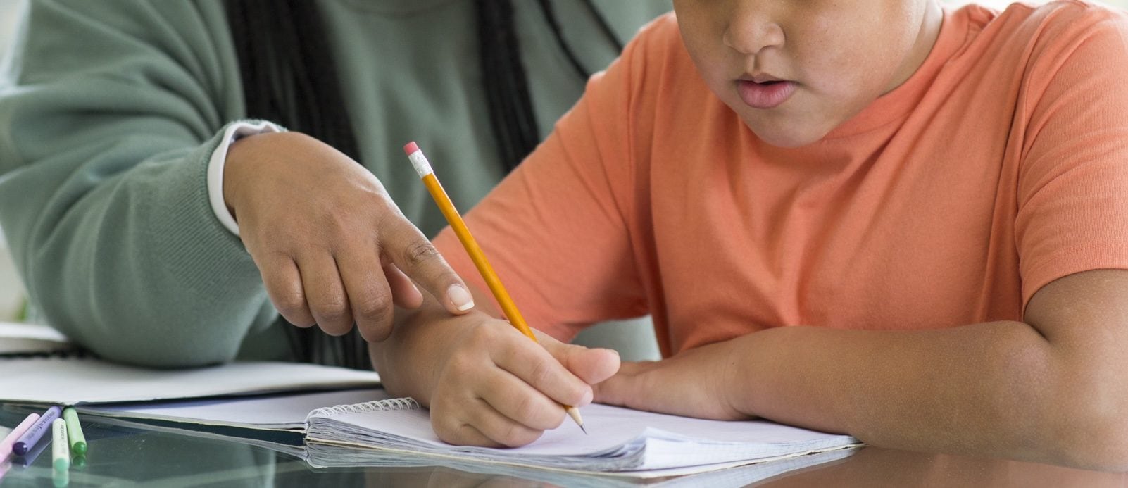 "Guadagno meno di 1000 euro, gli educatori nelle scuole trattati come parchimetri": il racconto di Angela