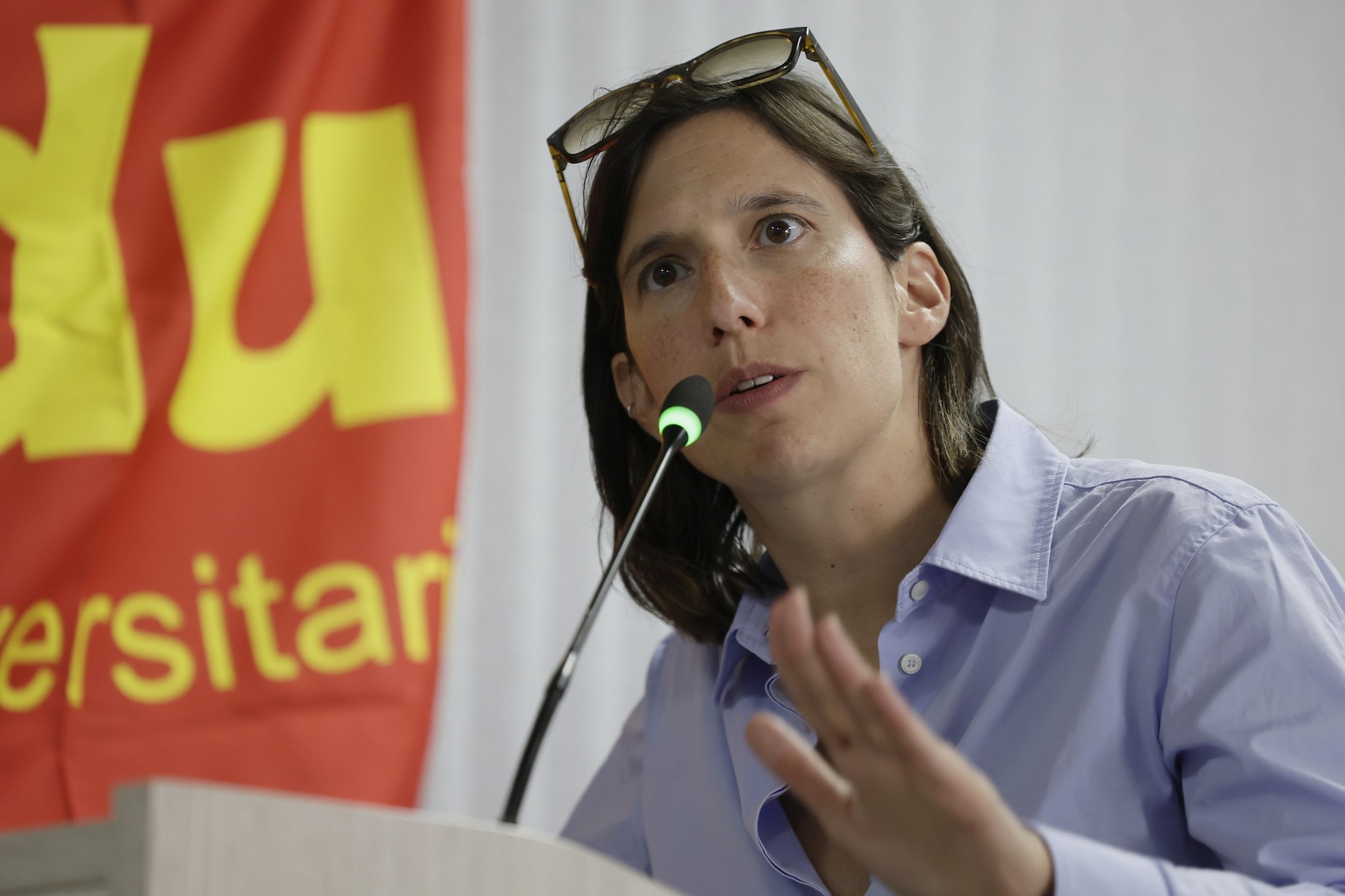 Sondaggi politici, Pd primo partito tra i giovani under 30: Fdi solo secondo, con oltre 6 punti di distacco