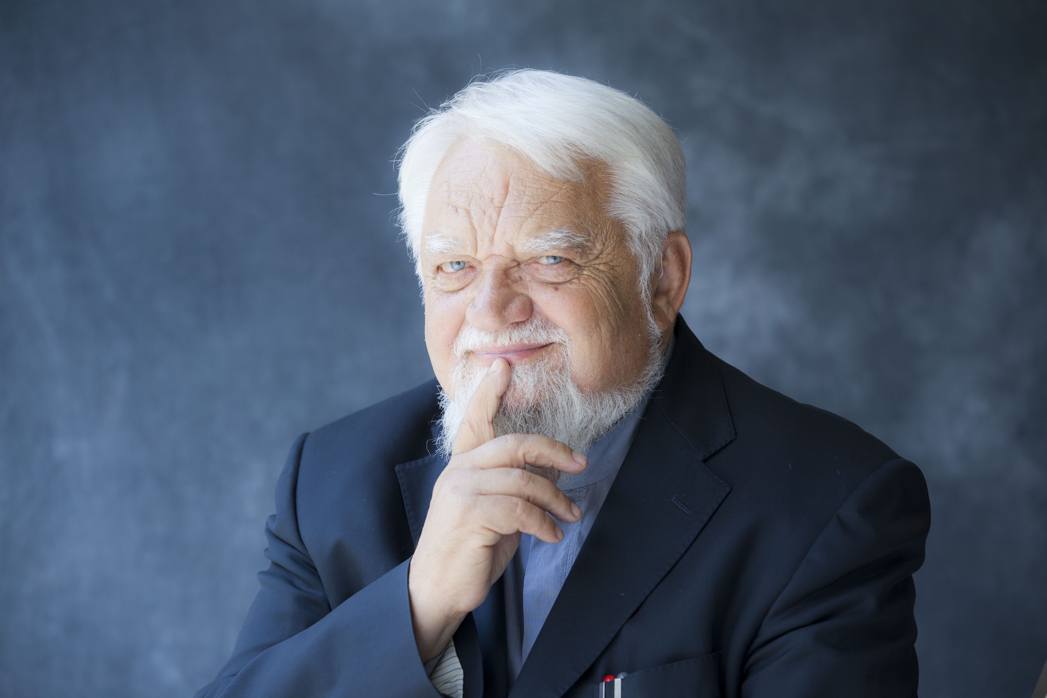 Morto Enzo Bianchi, monaco fondatore della comunità di Bose che venne allontanato da Papa Francesco