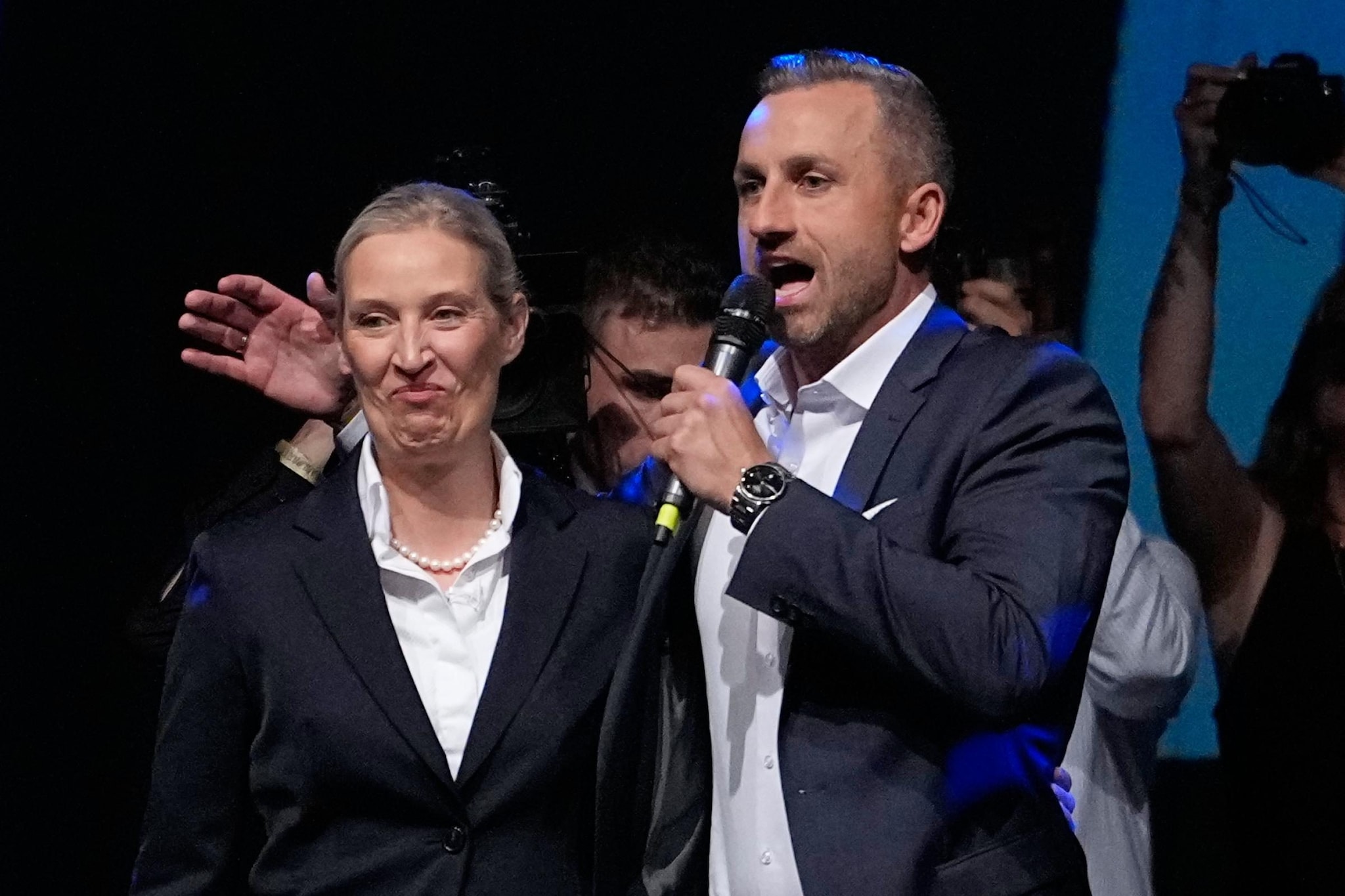 Riarmo, segregazione, omofobia e remigrazione: cosa succede adesso che AfD ha vinto in Sassonia
