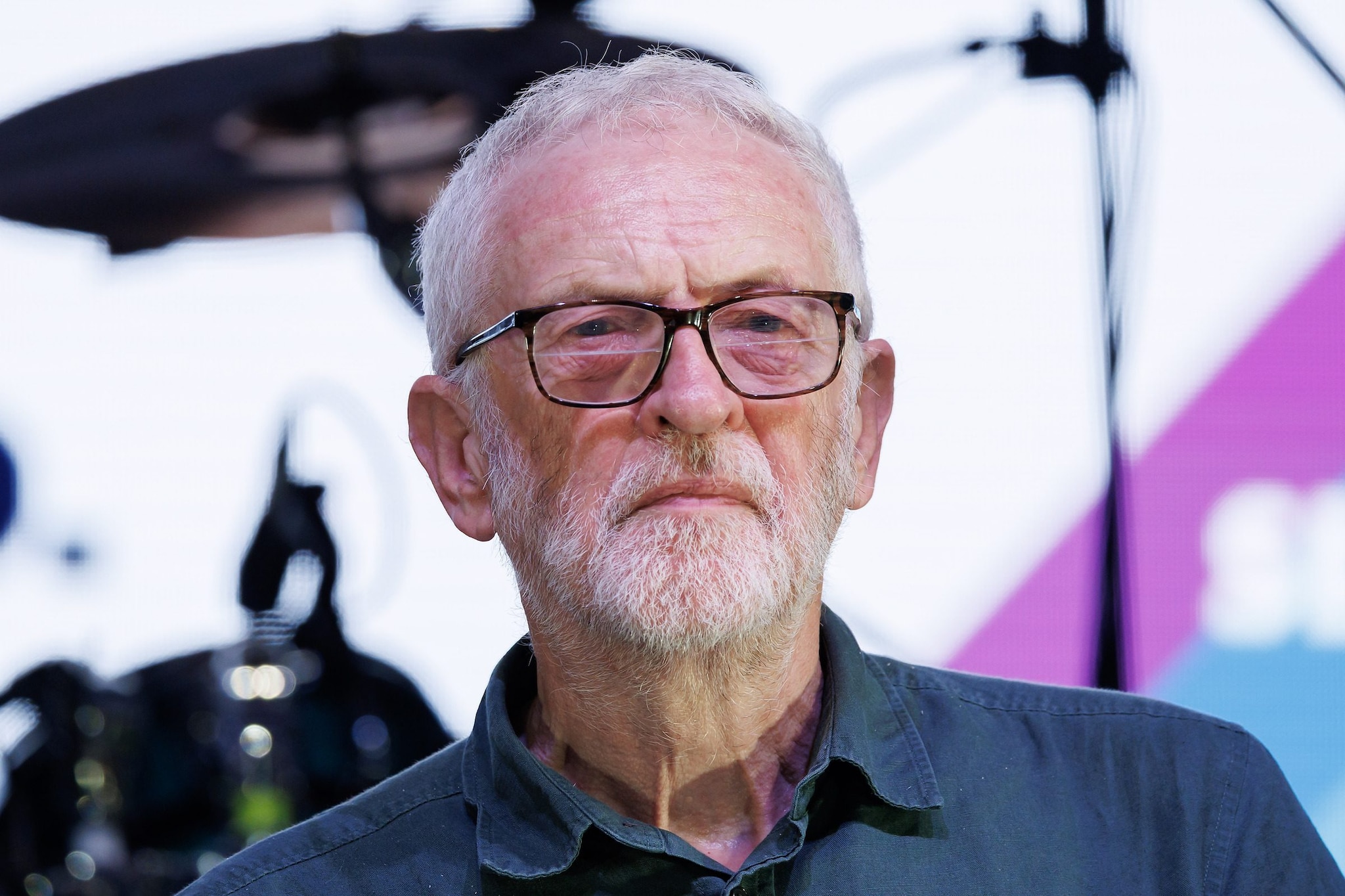 L'ex leader laburista Corbyn: "Inorridito da vittoria di Afd in Germania, può accadere anche con Vannacci"