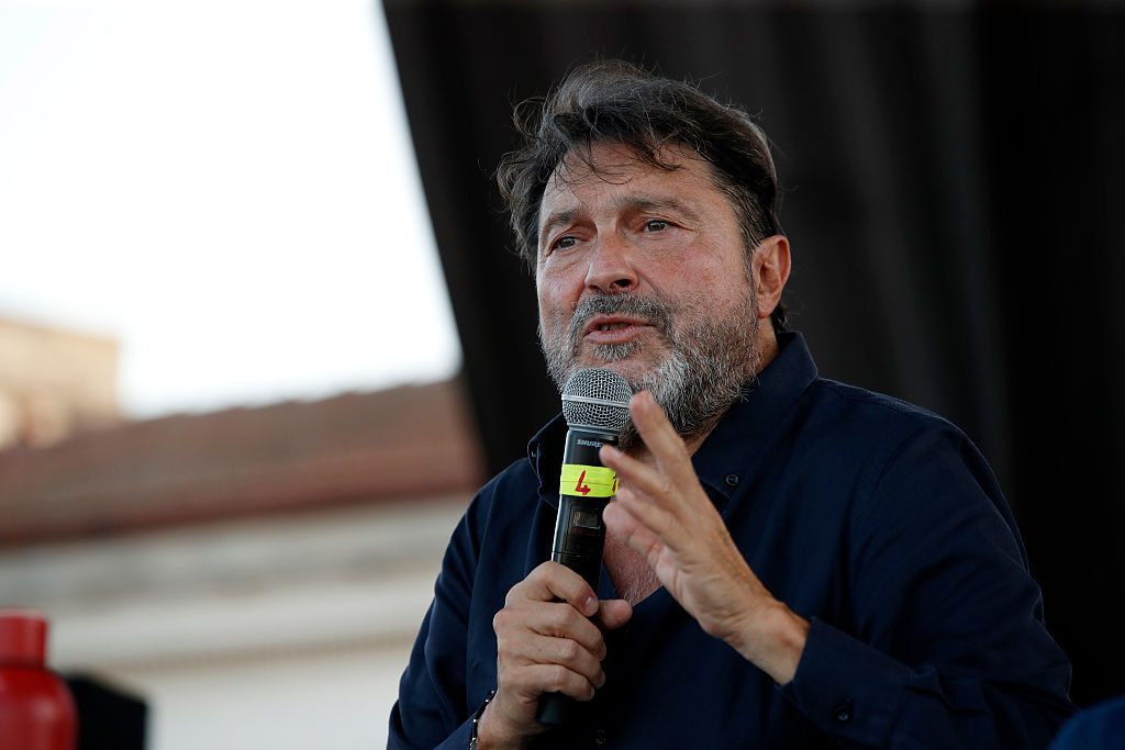 Il Bianco e il Nero, il nuovo libro di Sigfrido Ranucci che racconta le ultime inchieste di Report