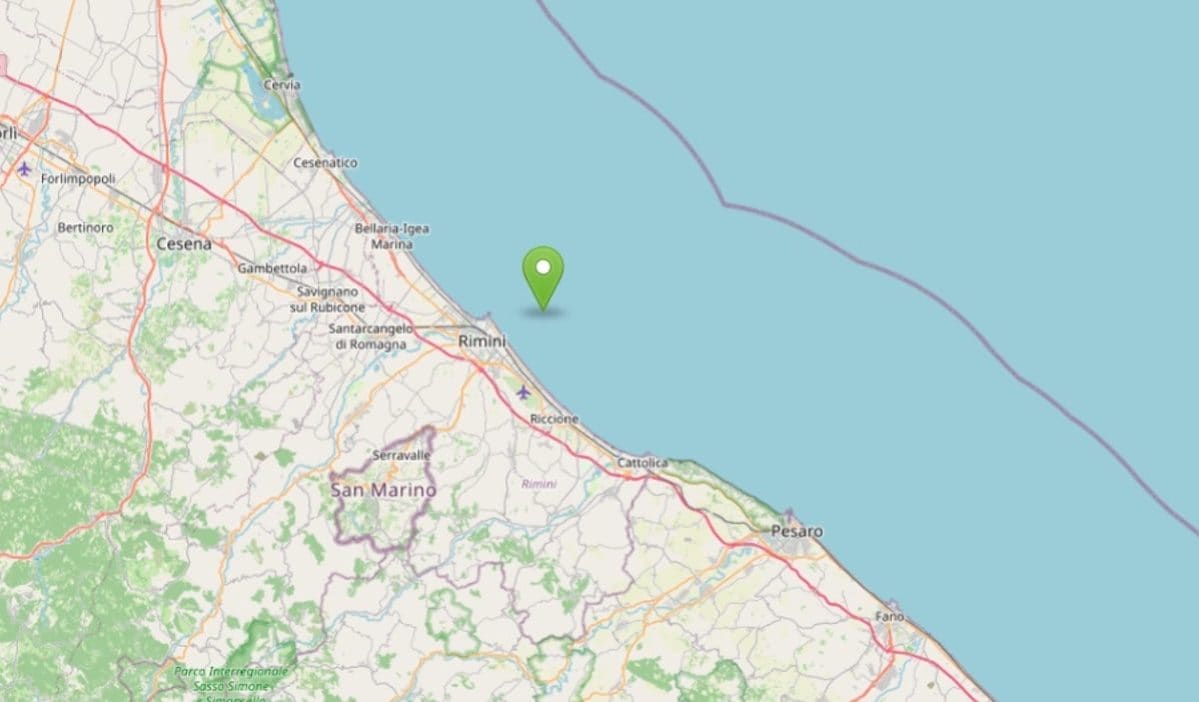 Terremoto a Rimini oggi: scossa di magnitudo 3.2 con epicentro in mare, avvertita lungo tutta la costa
