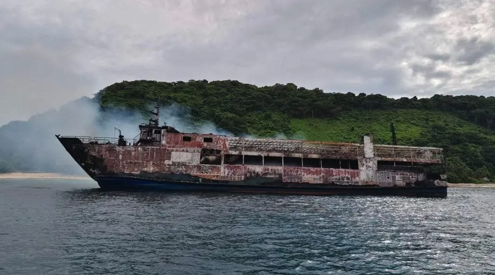Incendio su un traghetto di turisti nelle Filippine: almeno 5 morti e 87 dispersi