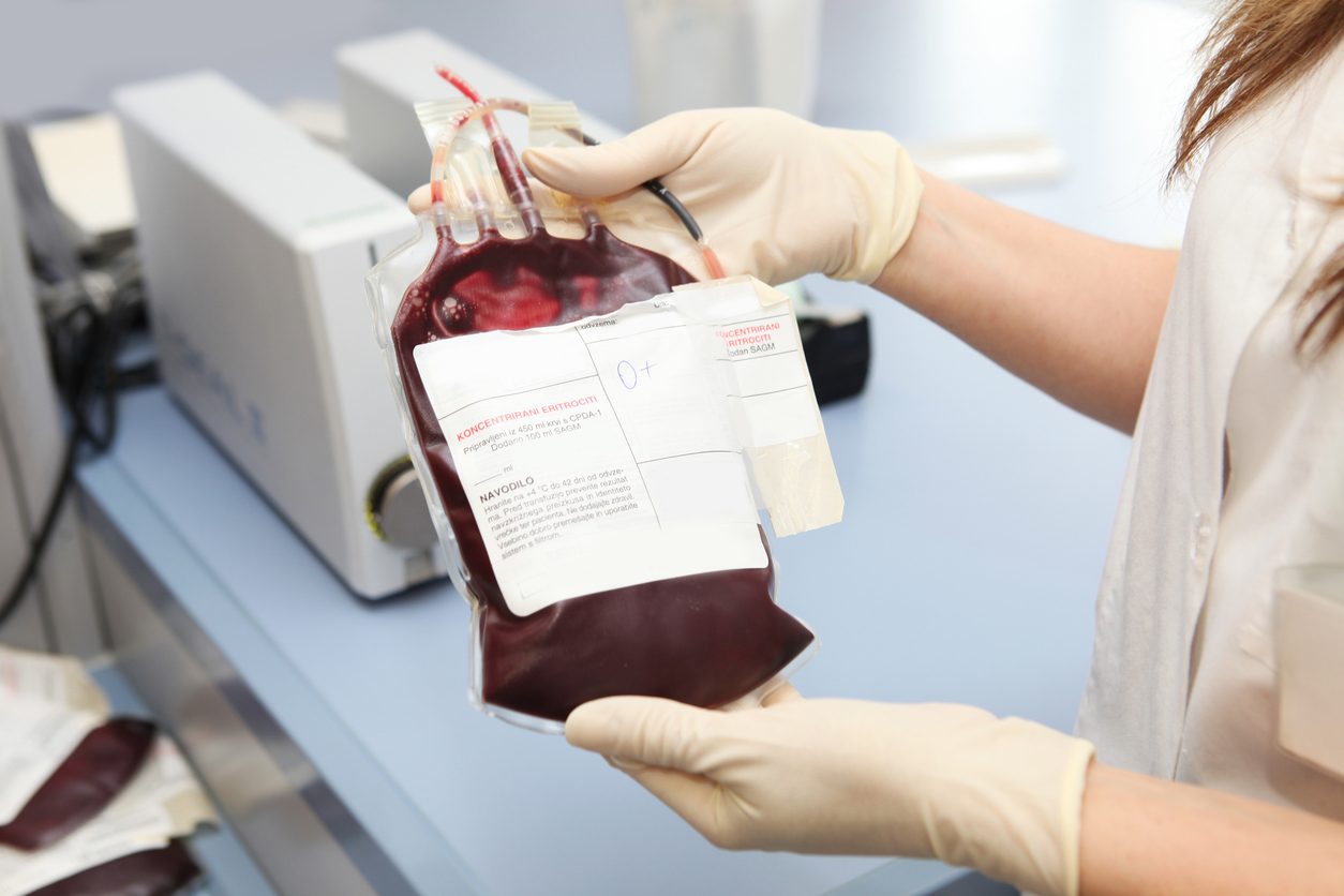 Perché i testimoni di Geova rifiutavano le trasfusioni di sangue e quali sono gli altri divieti legati alla salute
