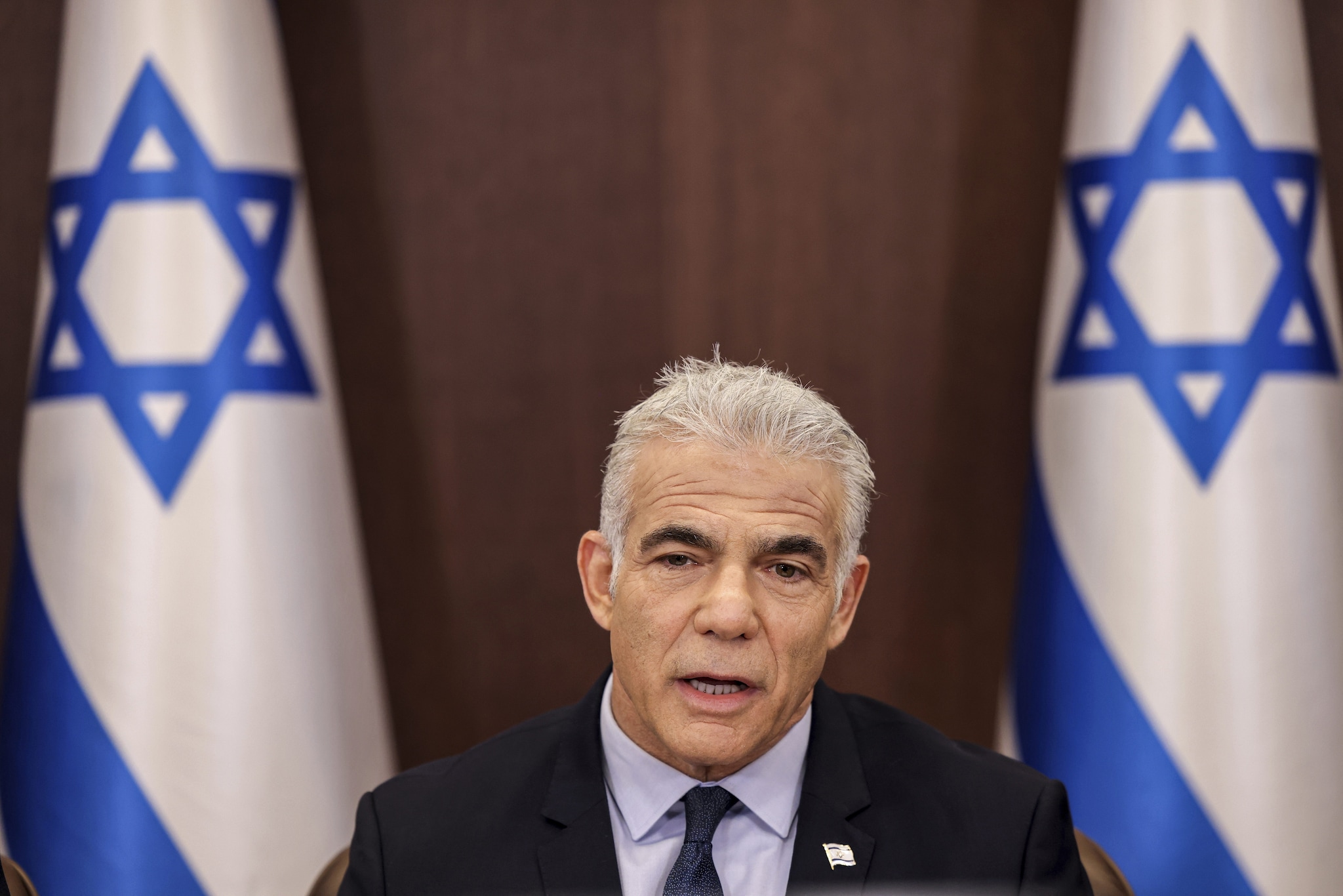 Chi è Yair Lapid, leader di opposizione alle elezioni israeliane: carriera e posizioni su Gaza e Cisgiordania