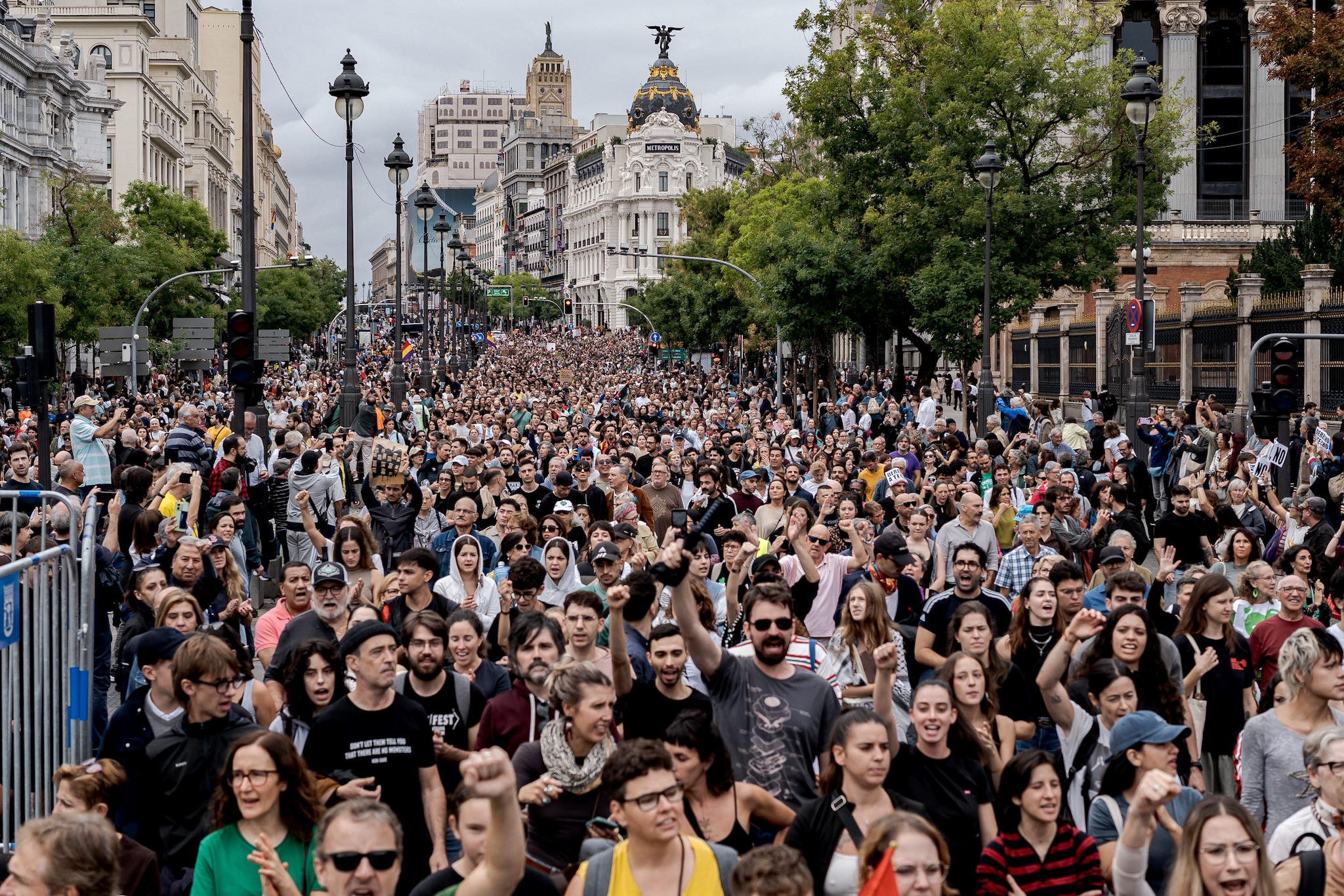 Perché la Spagna sta svoltando a destra nonostante Maricarmen e le proteste sulla casa