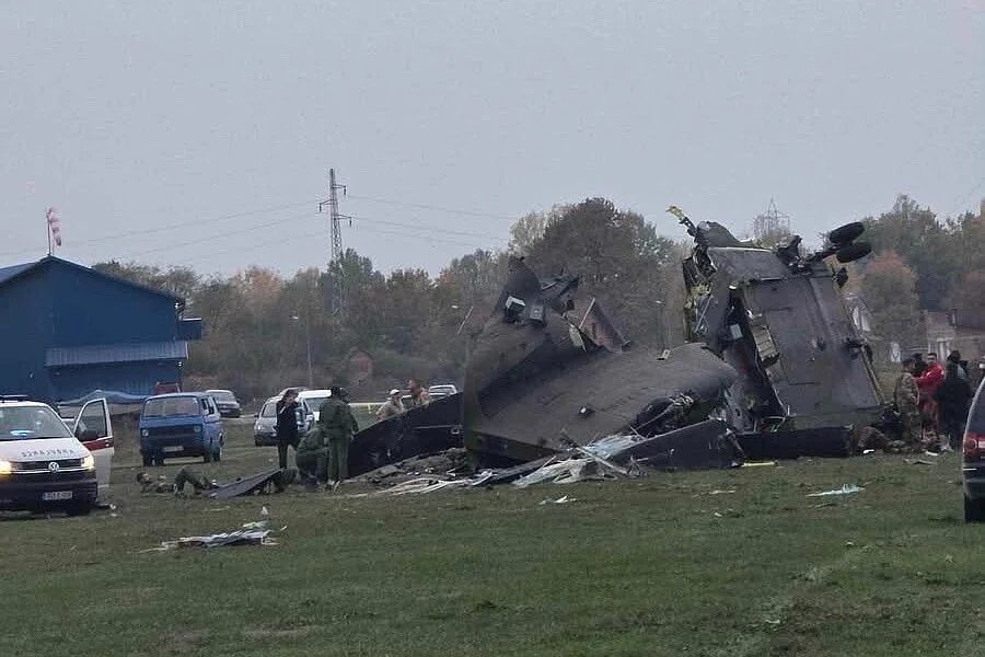Elicottero italiano precipita in Bosnia-Erzegovina: "Morti 2 militari dell'esercito e 2 della Croce Rossa"